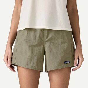 Patagonia Women's Baggies Athletic Shorts in Olive size small